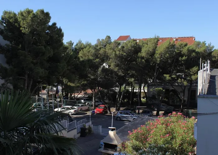 Guest house With A Parking Space - 6778 3*